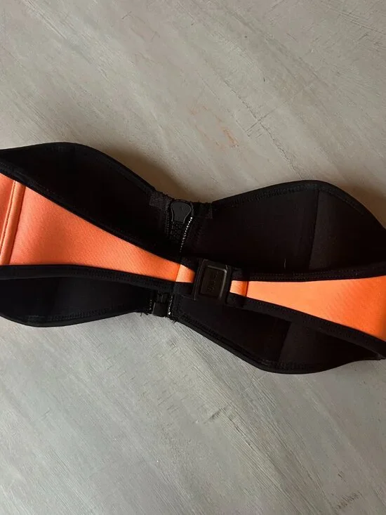 Triangl Neoprene Bandeau Balconette Bikini Top Size Small - Picture 3 of 8